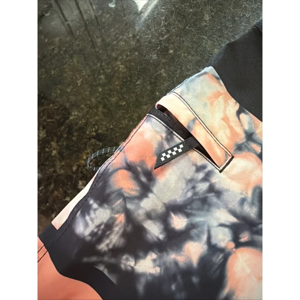 Vans Men's Boardshorts Sz 29 Skater Surfer Y2K Vibes Black Peach Tie Dye Summer‎